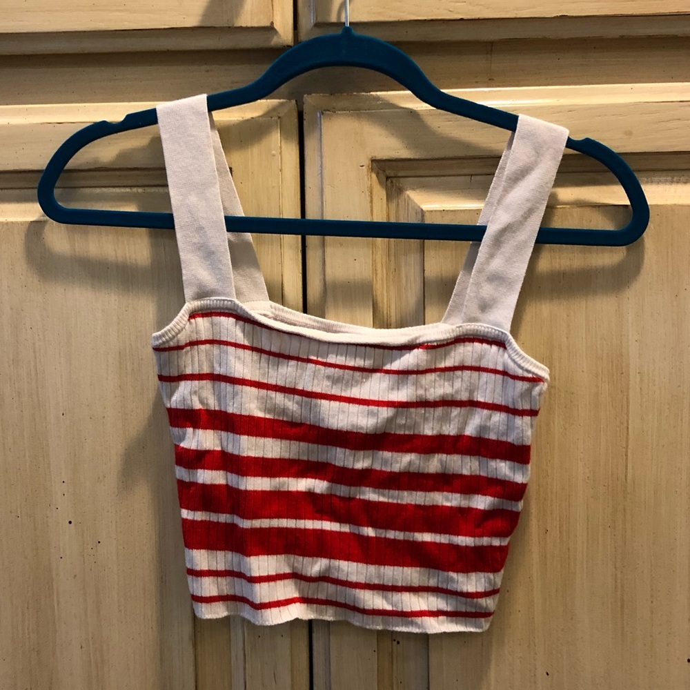 Red stripe la hearts crop top